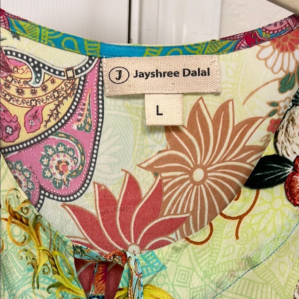 Jayshree Dalal Dress - Picture 4 of 8